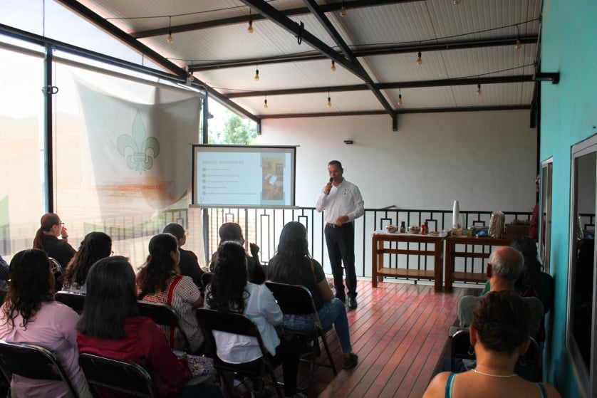 Mobirise Website Builder