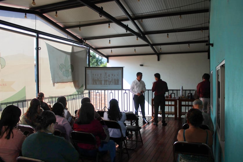 Mobirise Website Builder